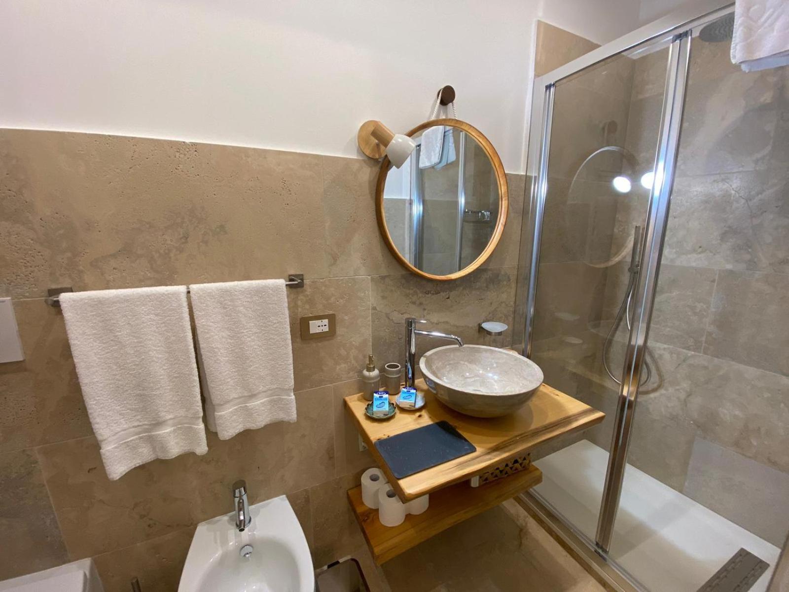 Lastamperia19 Camere-Rooms Montepulciano Stazione Εξωτερικό φωτογραφία
