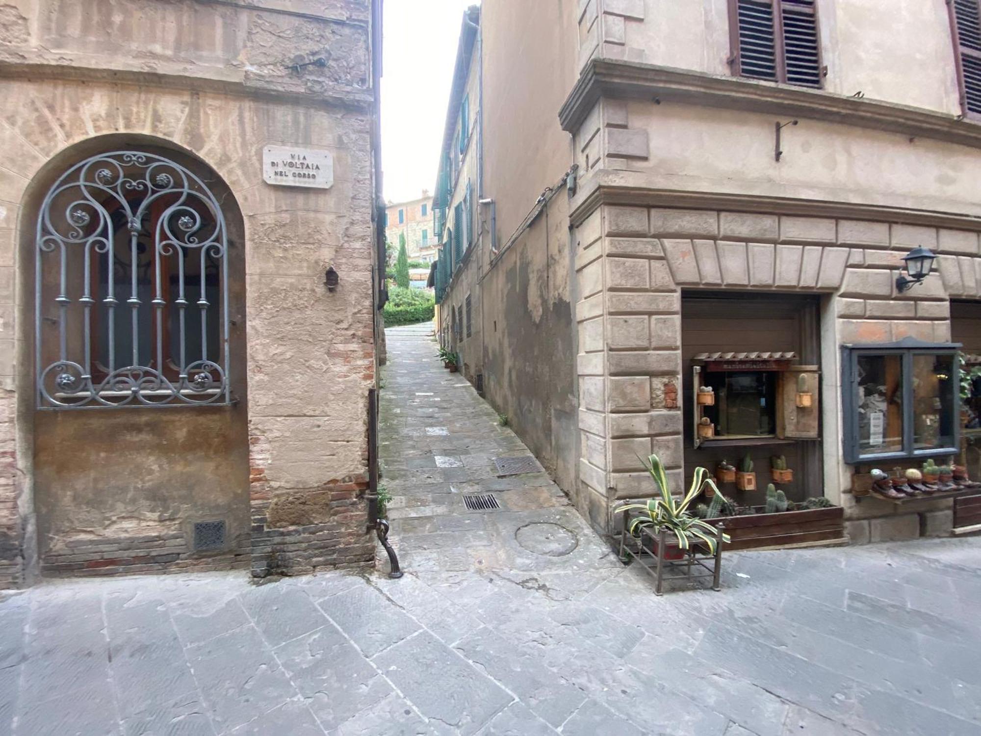 Lastamperia19 Camere-Rooms Montepulciano Stazione Εξωτερικό φωτογραφία